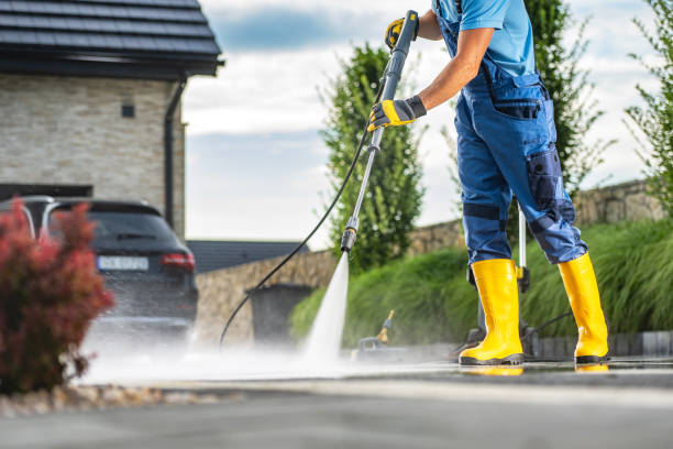Why Choose Our Certified Pressure Washing Experts for Your Project Needs in Midvale, UT?